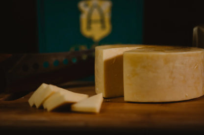 Quejo D' Alagoa - Medalha de Prata no Mondial du Fromage 2019 (Aprox 1kg)